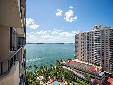 520 Brickell Key Dr #A1616