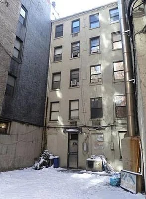 215 E 26th St