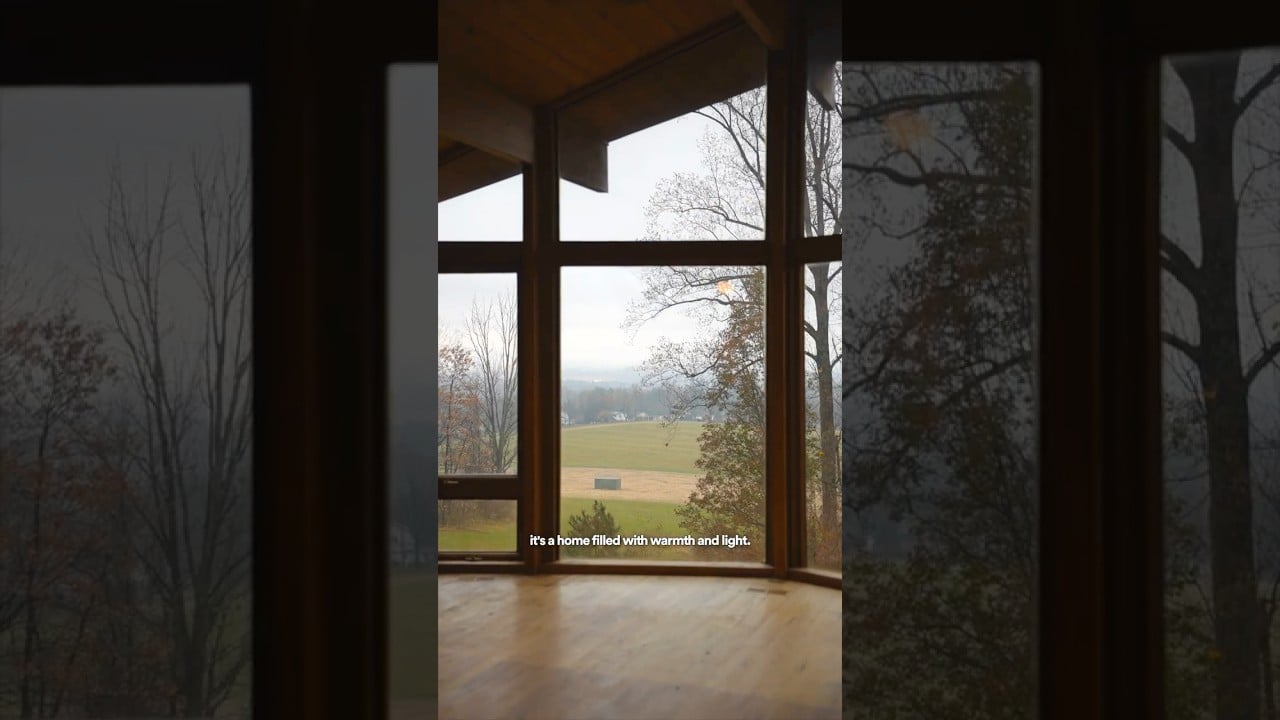Tour 7442 Dogwood Lane