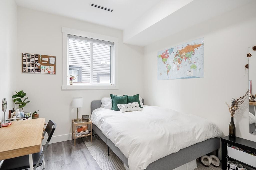 8830 Wooler Terr