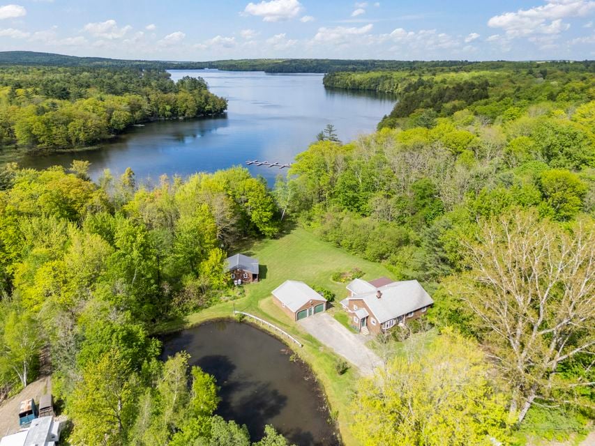 117 Taylor Woods Road, Belgrade