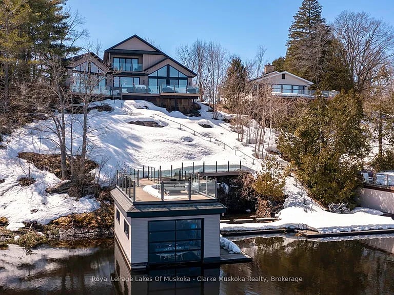 305 Wapaska Cres
