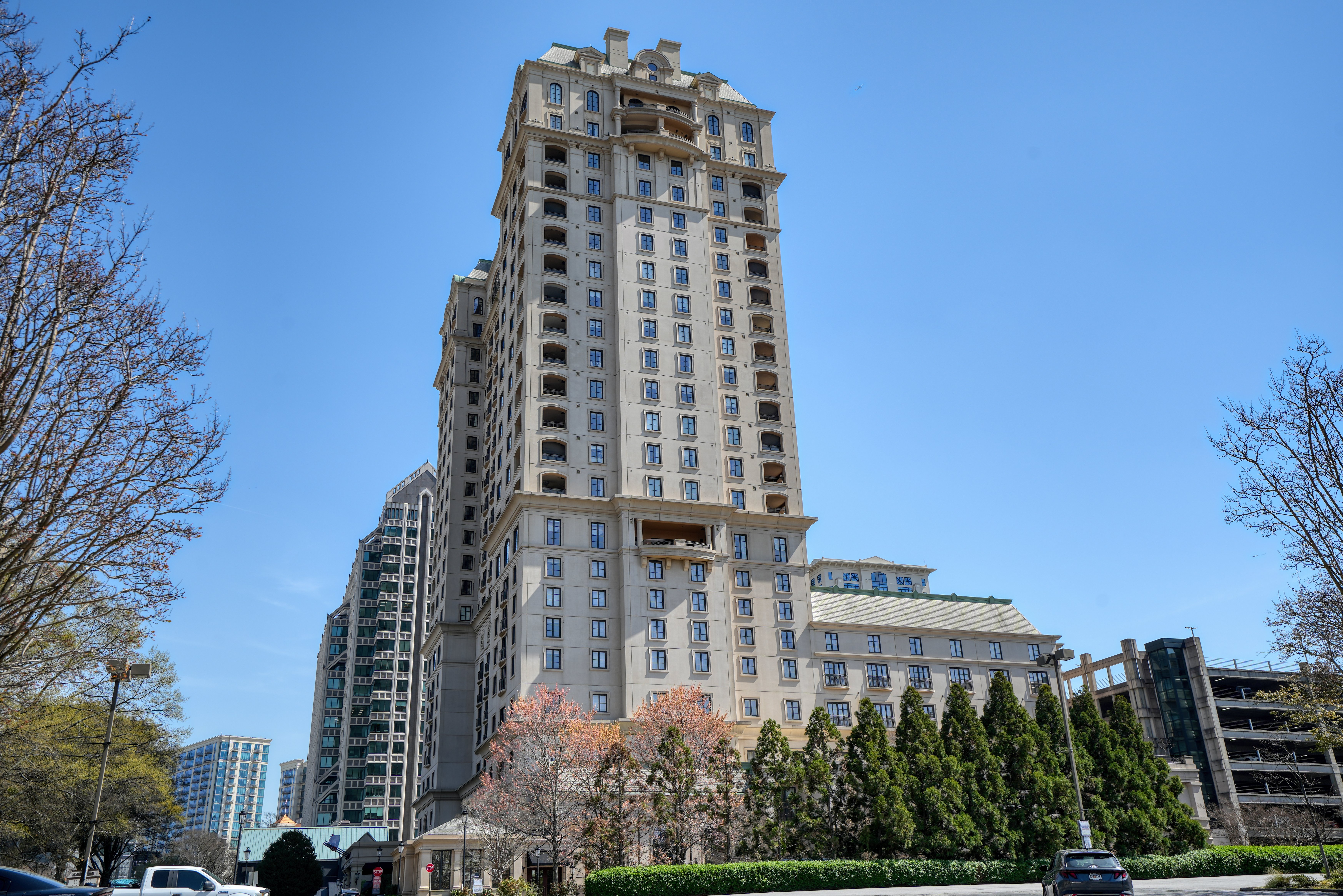 1010 Midtown building exterior