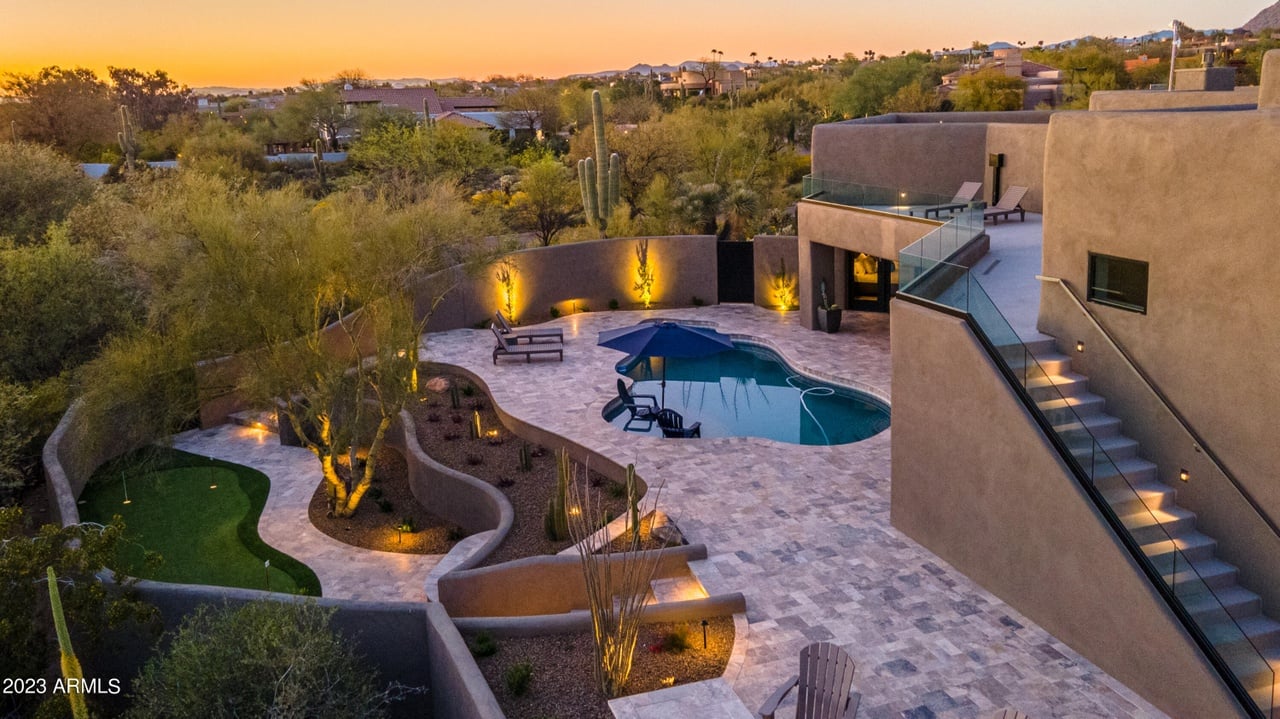 9387 E Adobe Dr