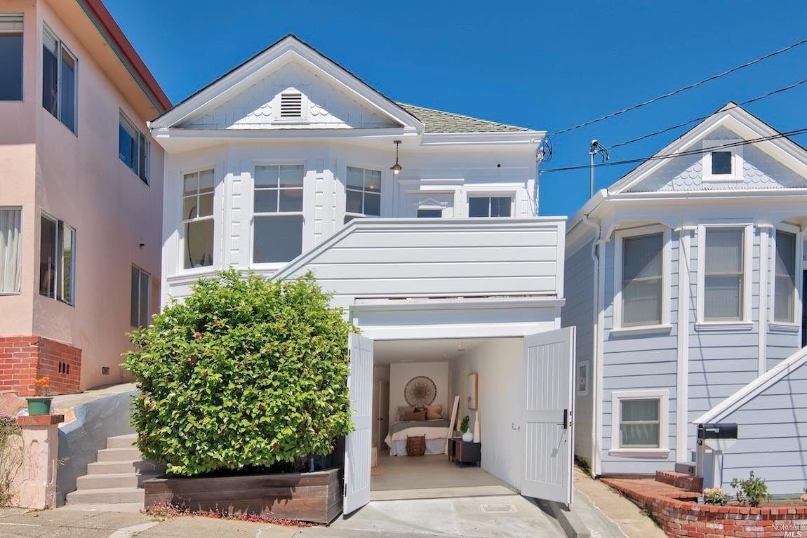 426 Locust St