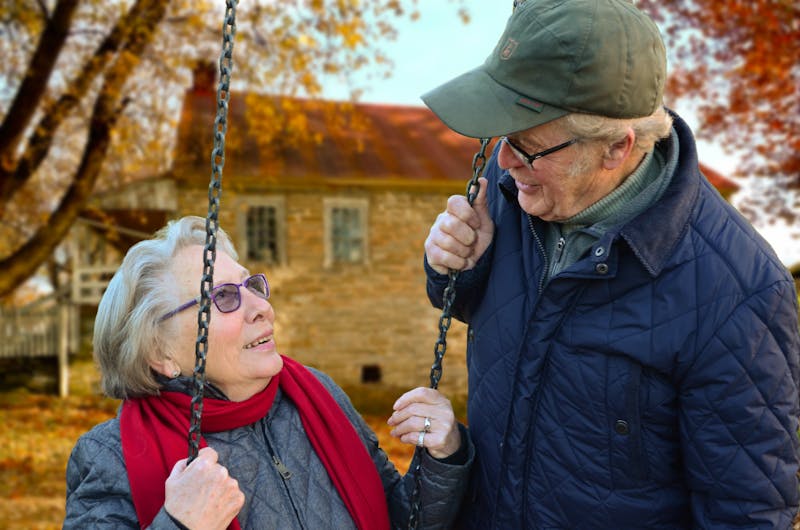 Guiding Your Parents Through the Downsizing Journey