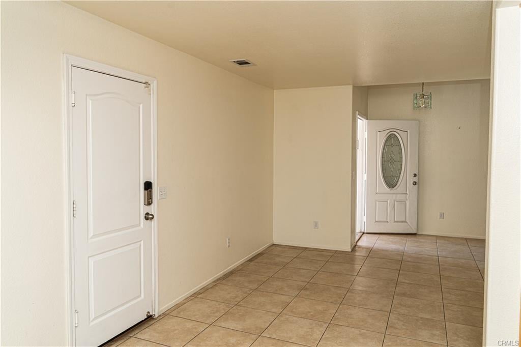 25351 Toluca Dr 