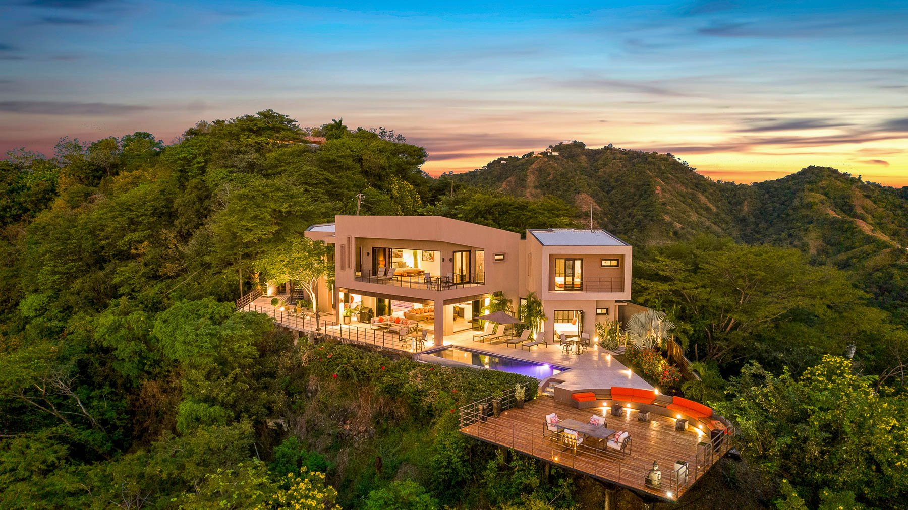 Casa Prieta Pacific Heights | A Masterpiece of Luxury and Breathtaking Ocean Views