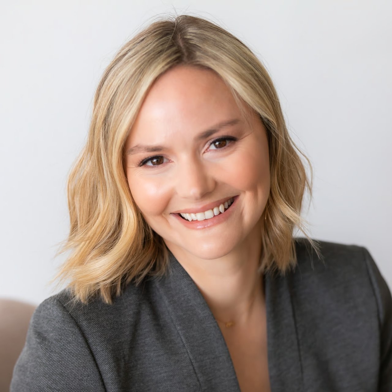 Emma Shibe Anchorage, AK Real Estate Agent Headshot