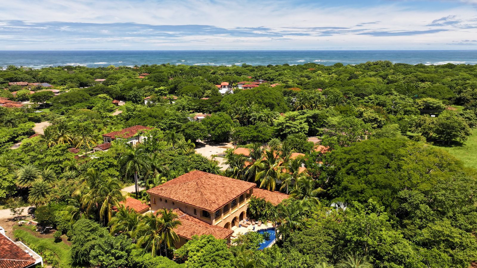 Villa Tuscana | Luxury Golf-Front Tuscan-Style Estate in Hacienda Pinilla