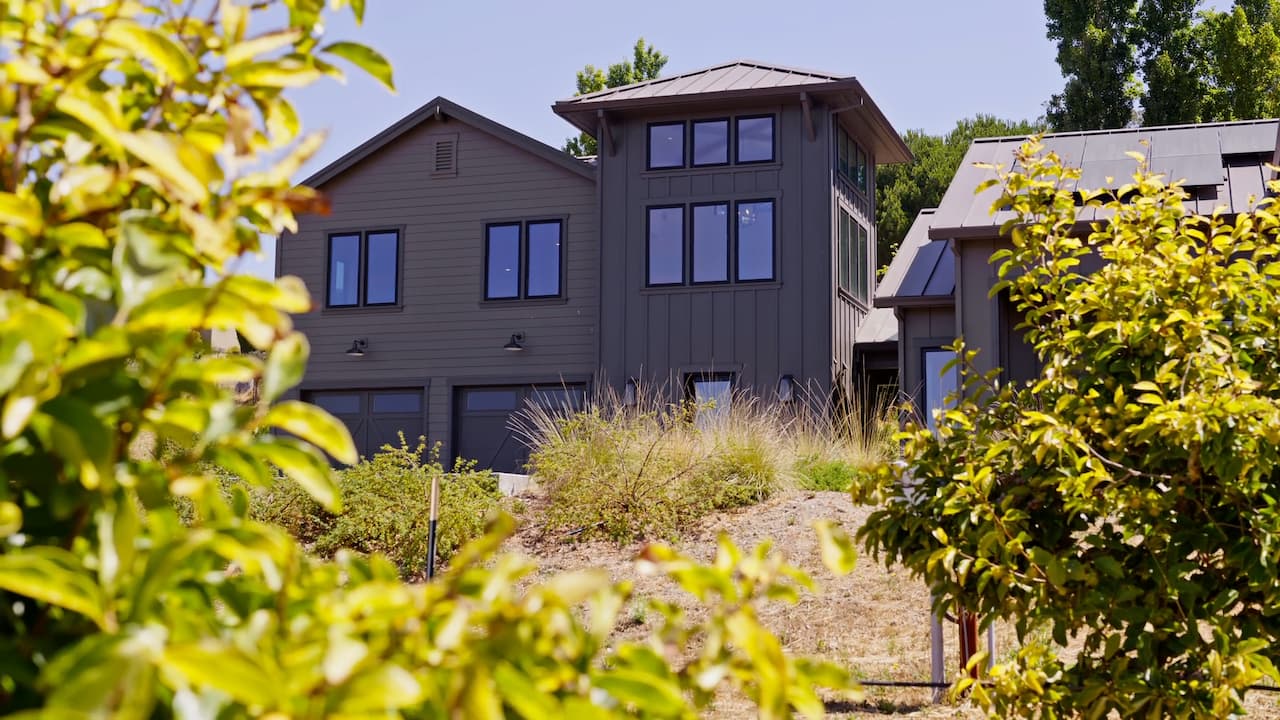 2041 Live Oak Farm, Lane Petaluma