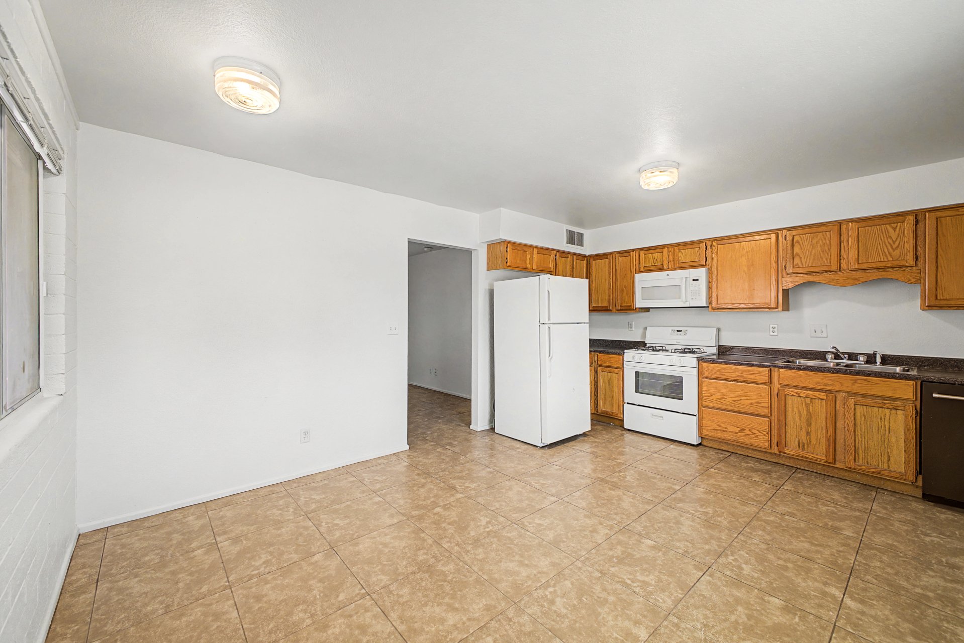 1319 Tulip Place