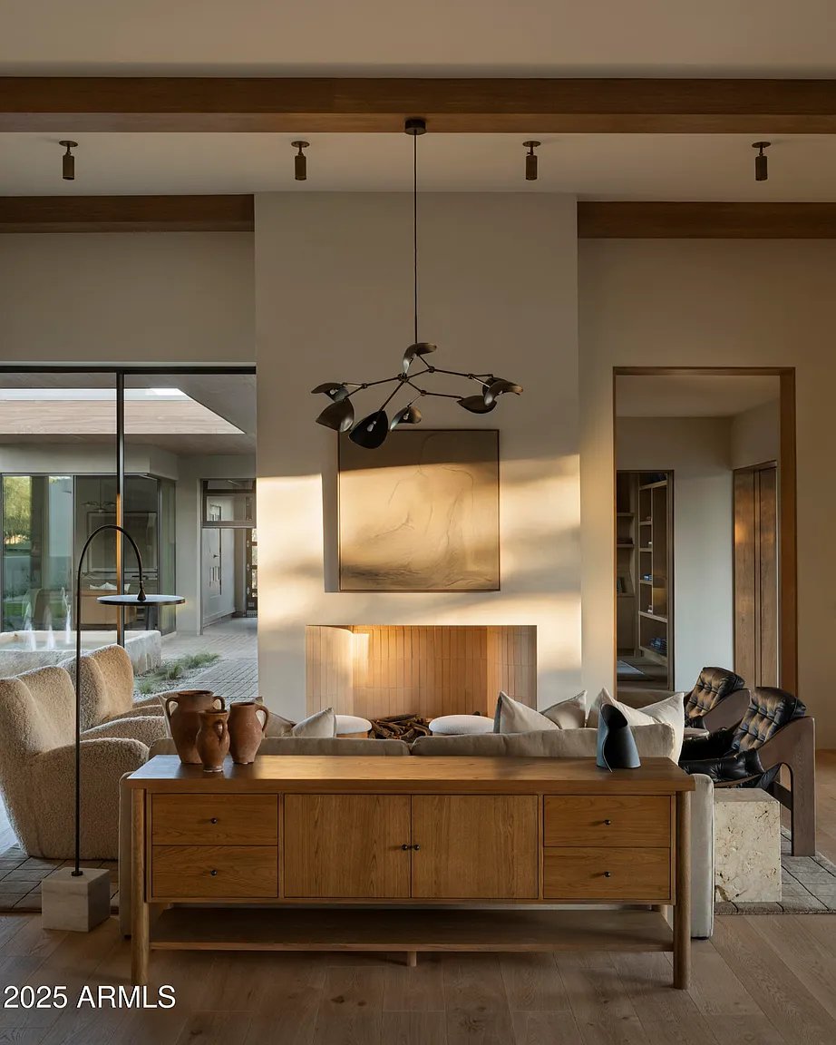 8631 N AVENIDA DEL SOL