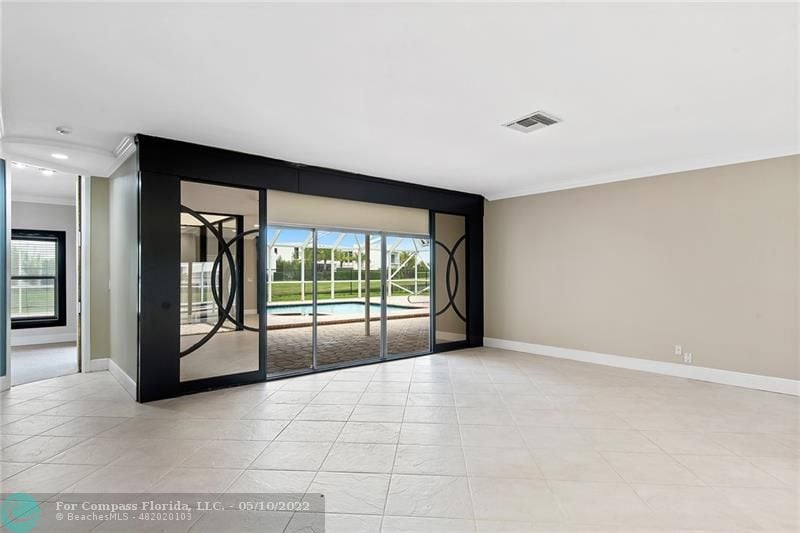 16609 Golfview Dr