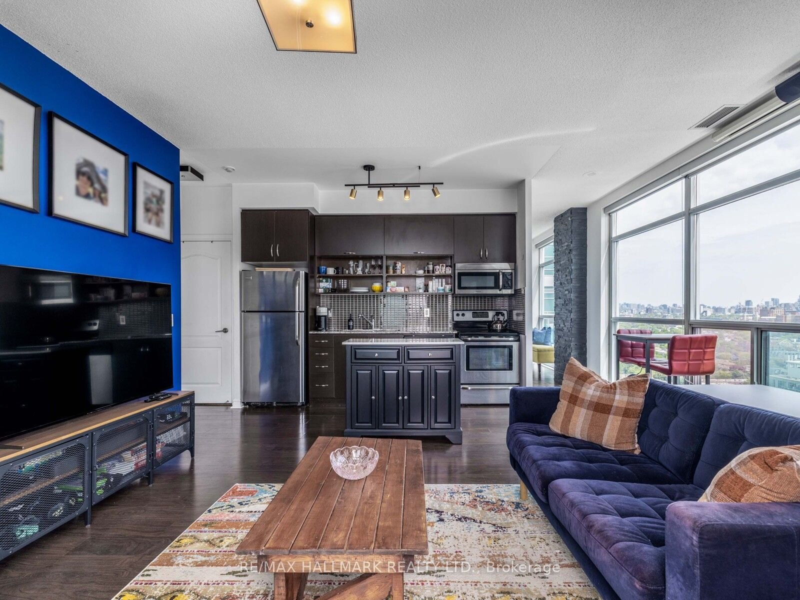 VIBE CONDOS