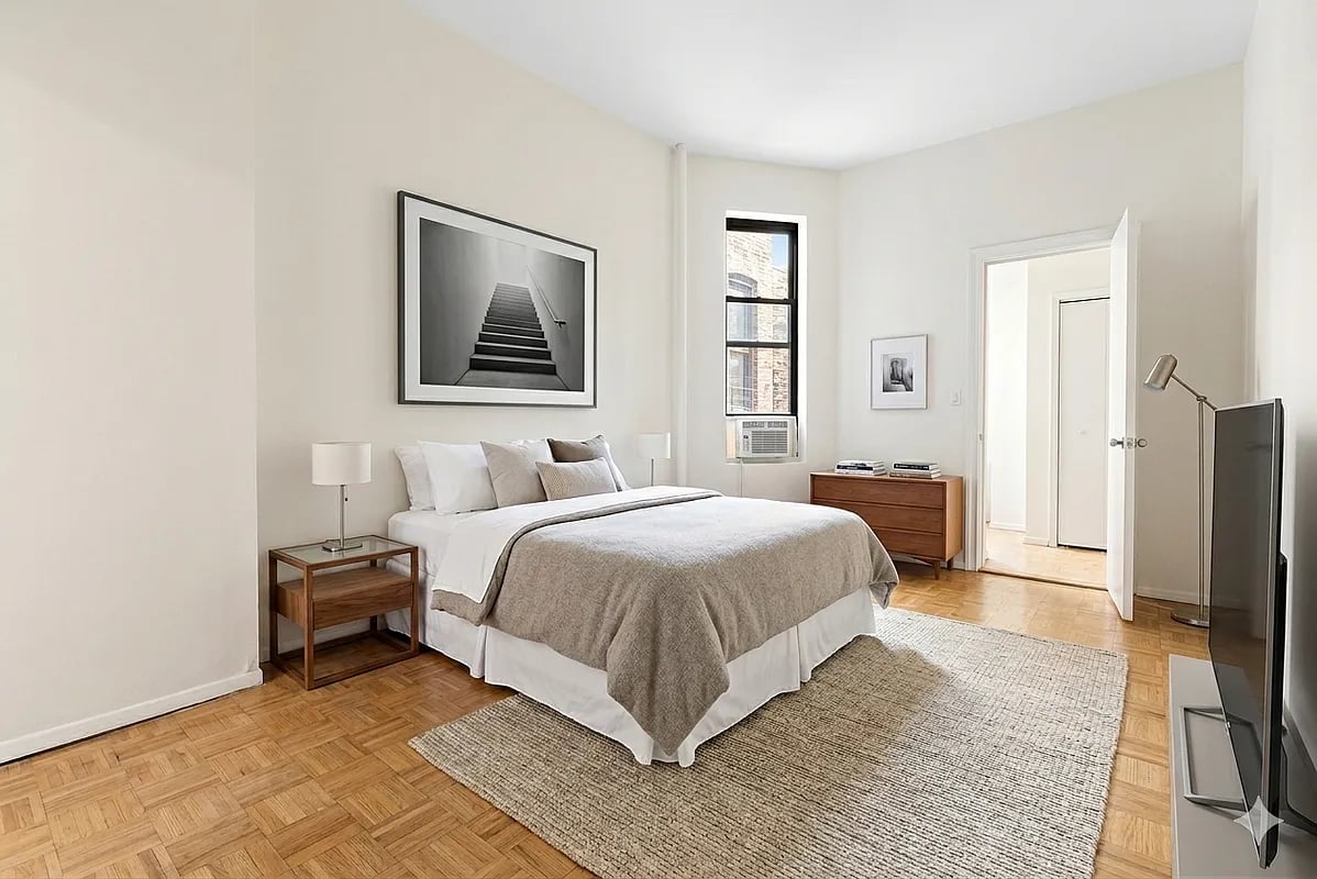 325 East 89th Street #4E