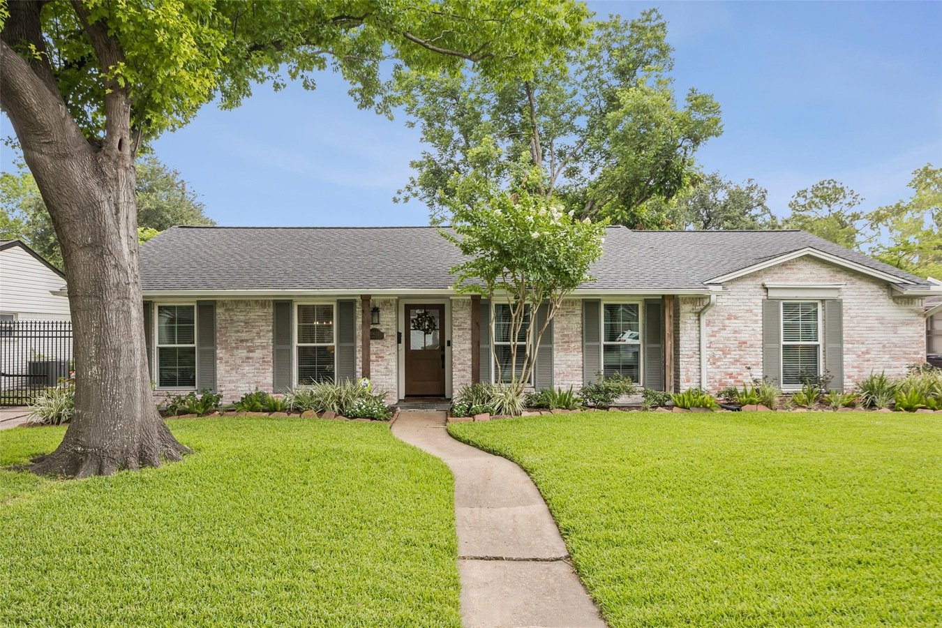 10622 Wickersham Ln
