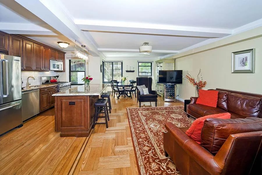 152 East 94th Street 3G