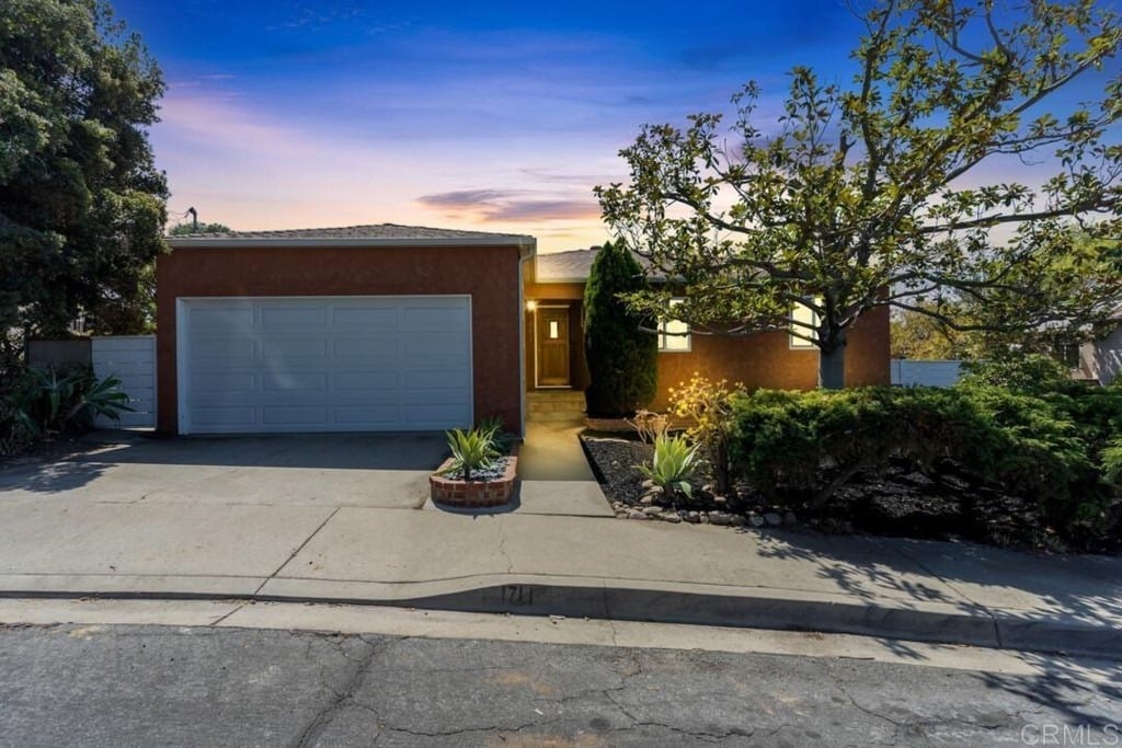1711 Petra Dr