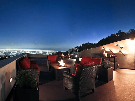 2158 Sunset Plaza Dr