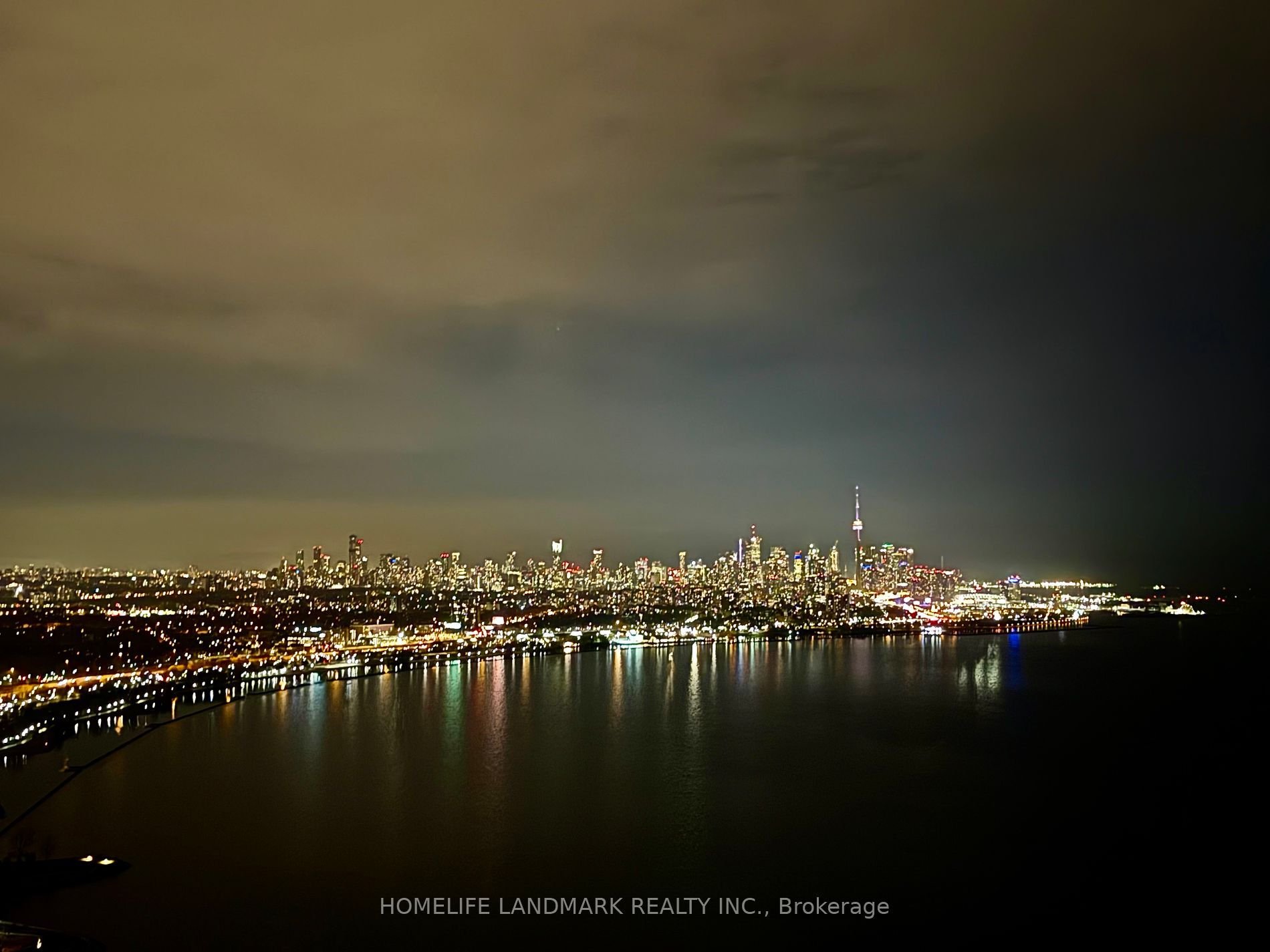 LAGO AT THE WATERFRONT 