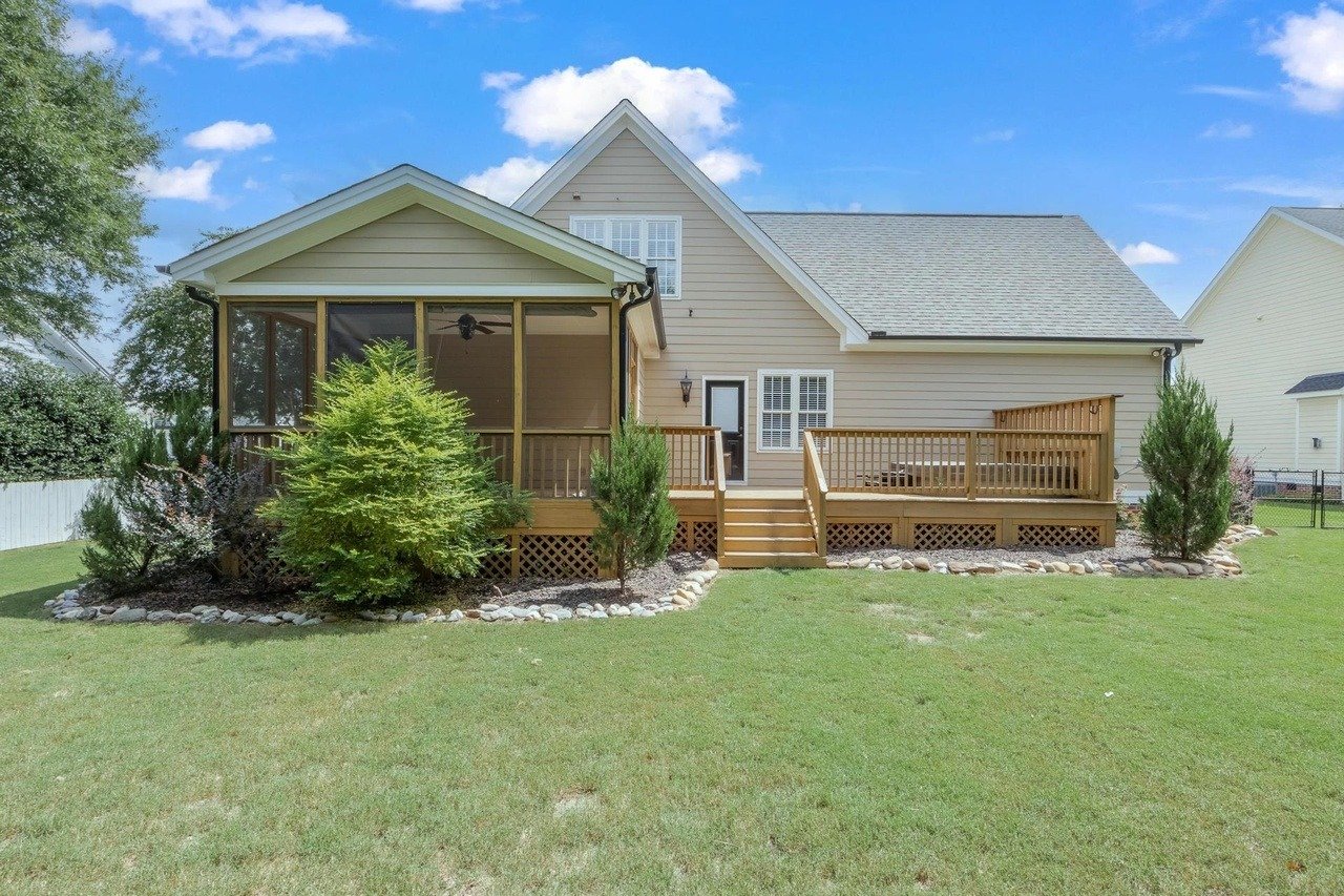 223 Kintyre Dr