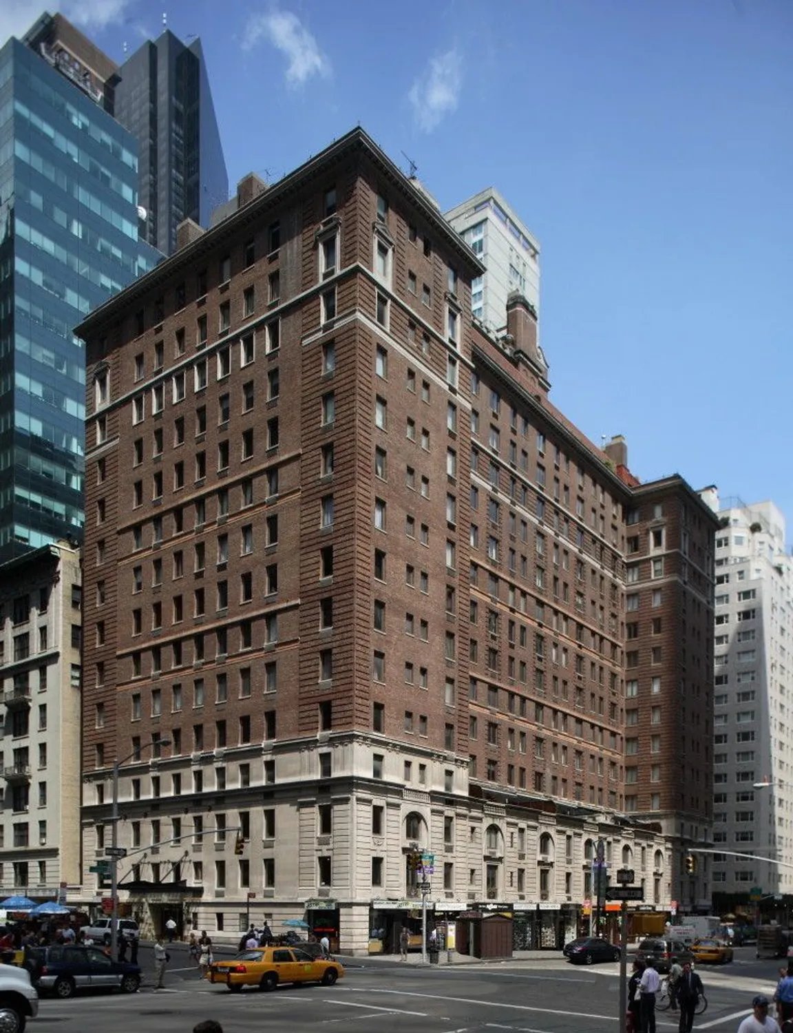 101 West 55th St Unit: 13E