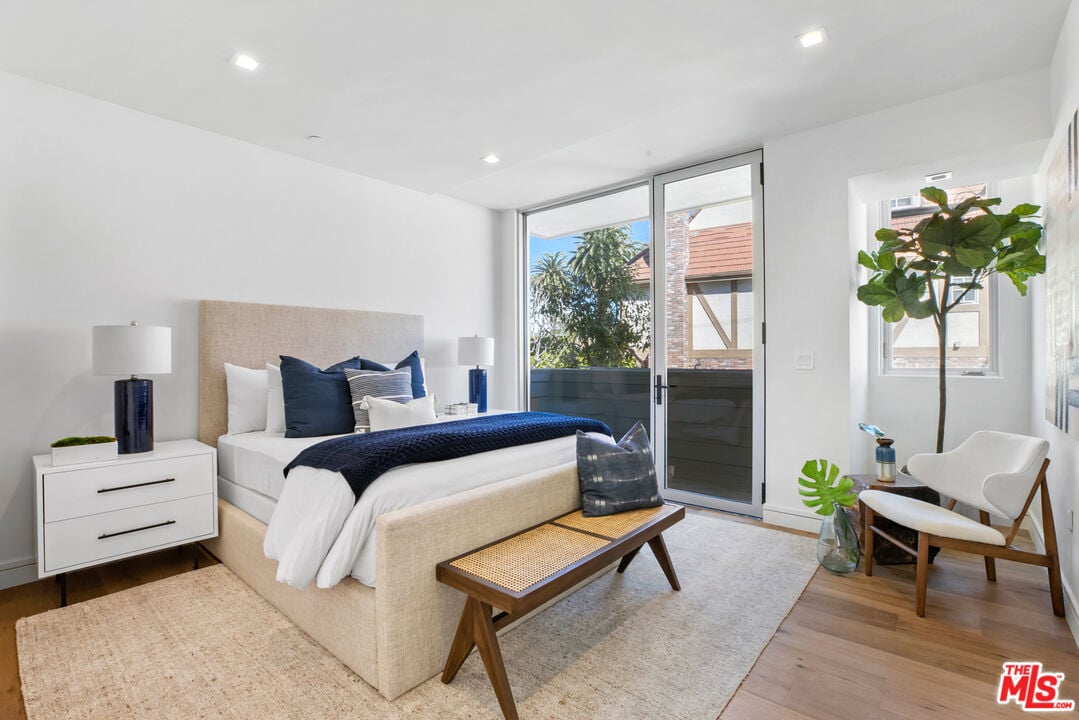 401 Ocean Ave #3