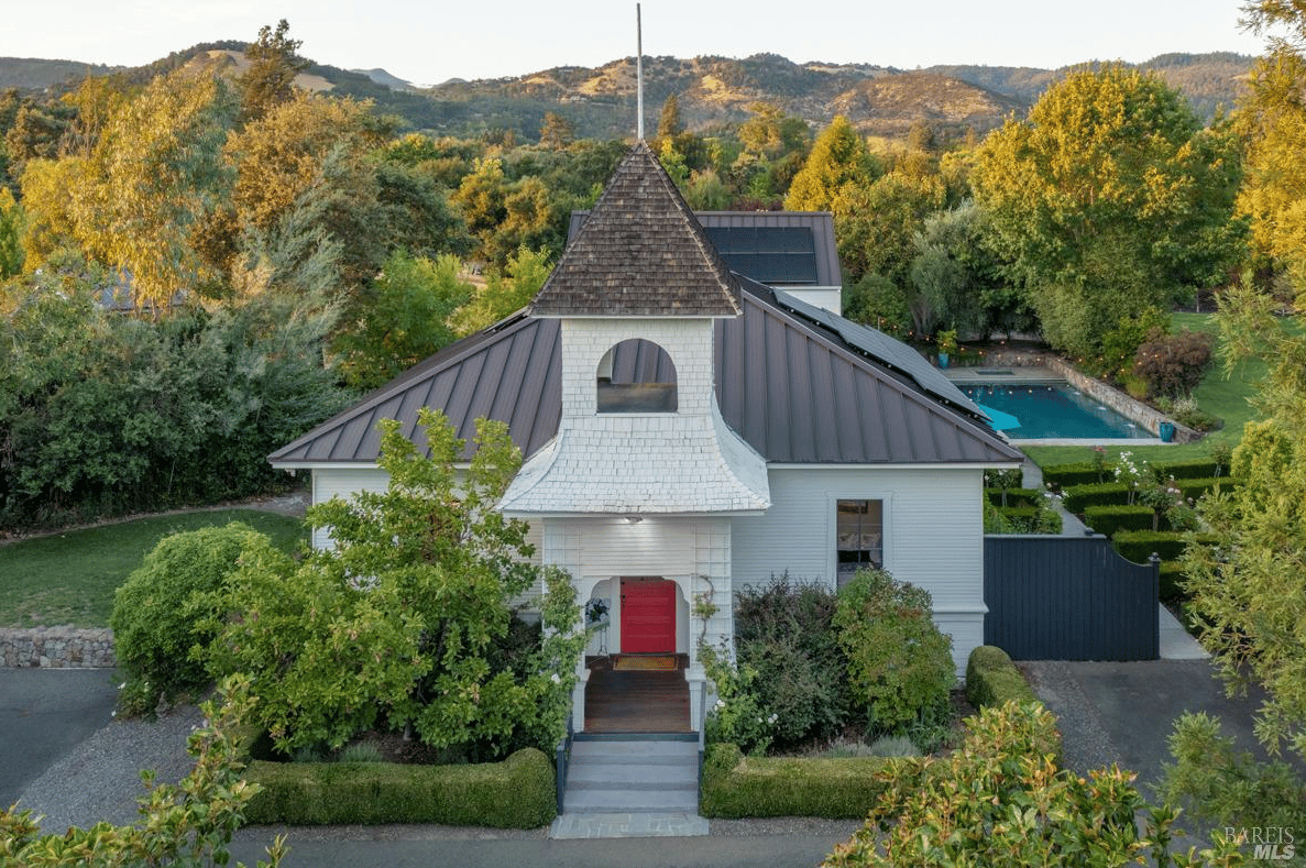 A 1910 Sonoma Schoolhouse Is Restored, Hits the Real Estate Market