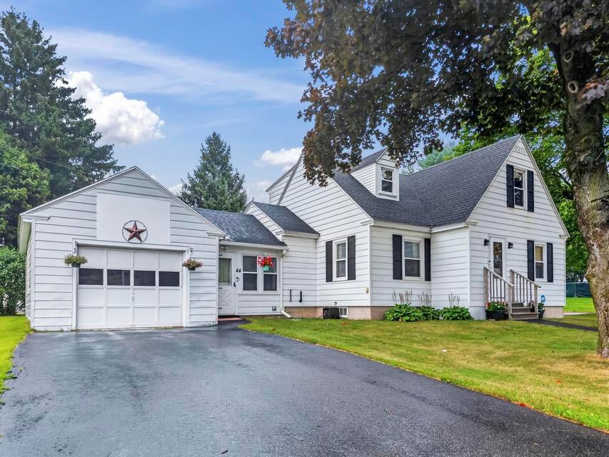44 Macomber Avenue Augusta, ME 04330