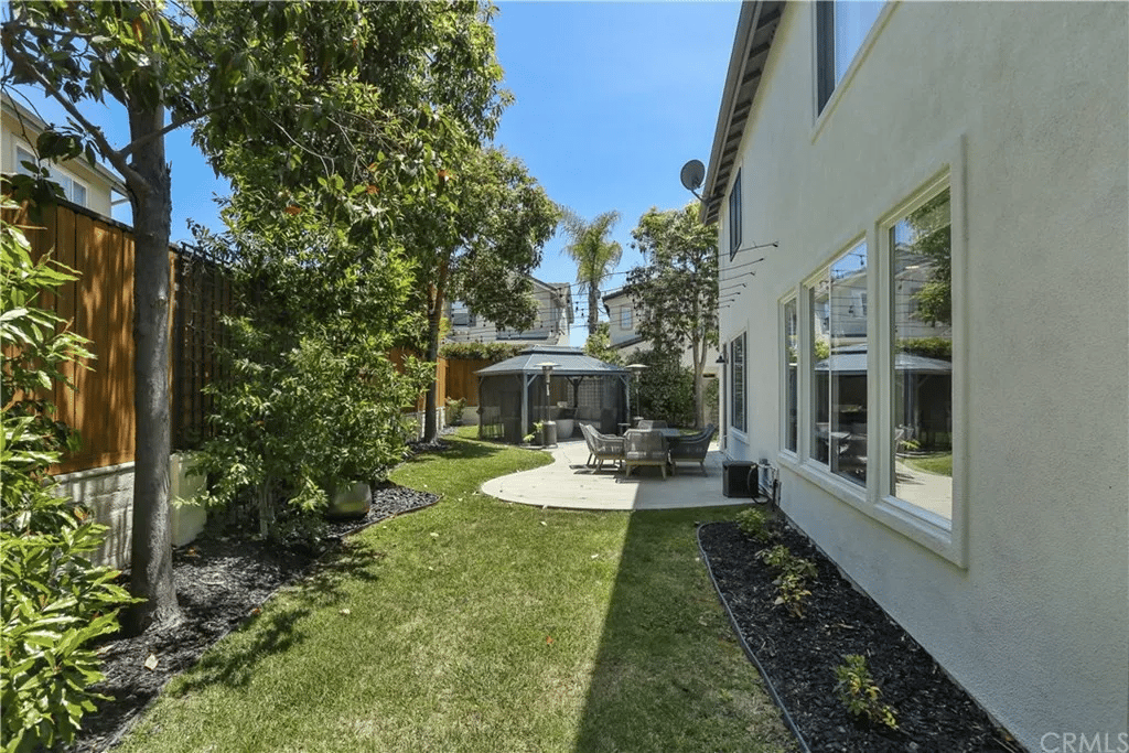 53 Southern Hills Dr