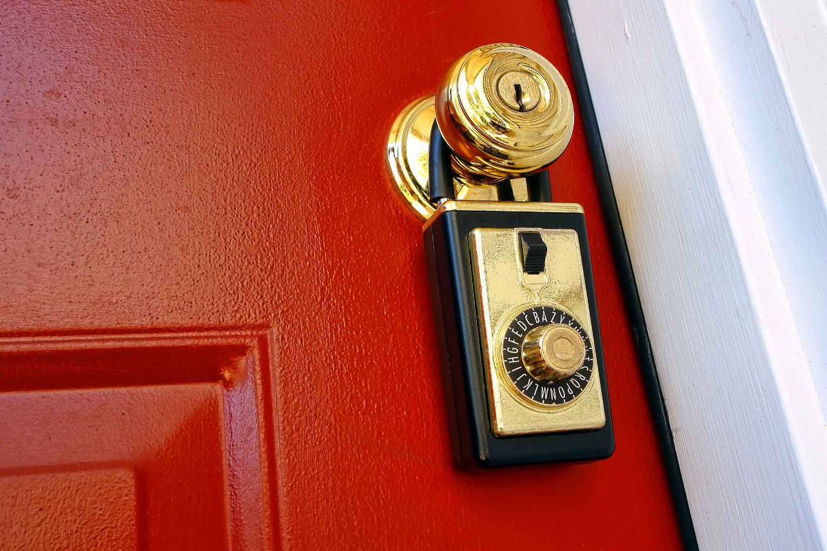 Sell Your Home For Top Dollar (Guide)