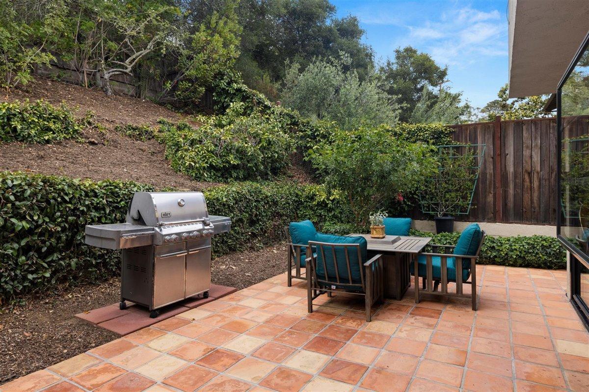 1328 Portesuello Ave