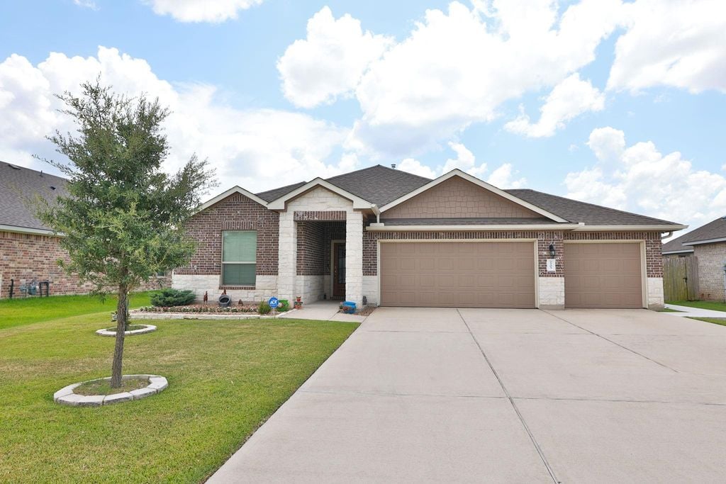 7705 Bogie Ln