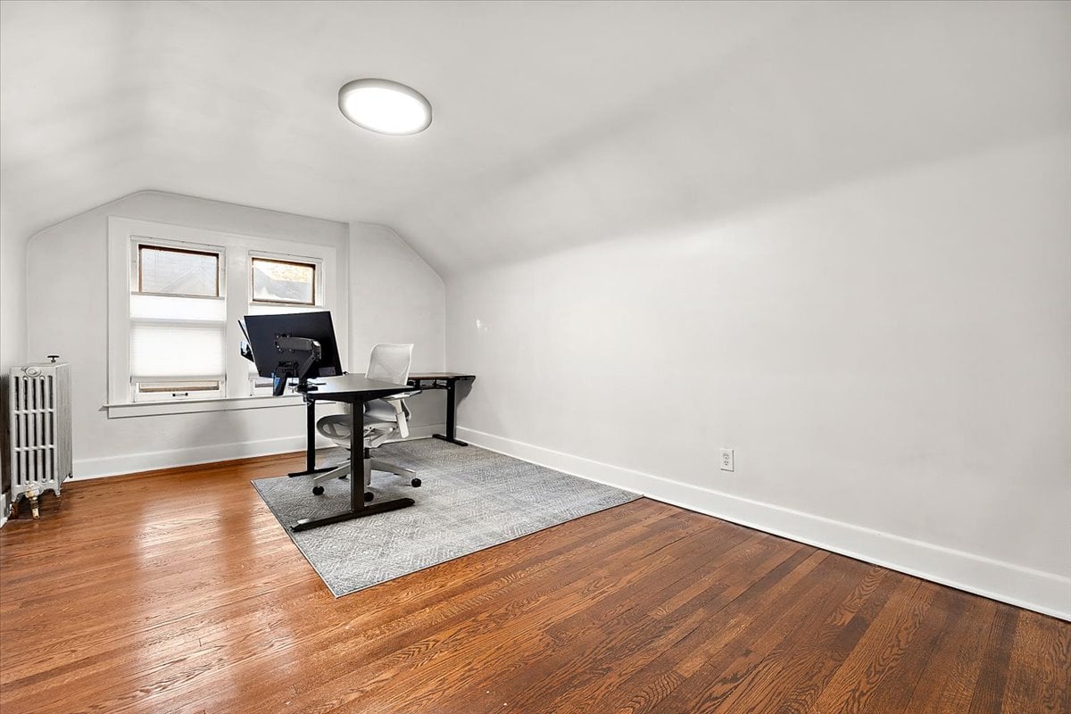 18214 Parkside Street