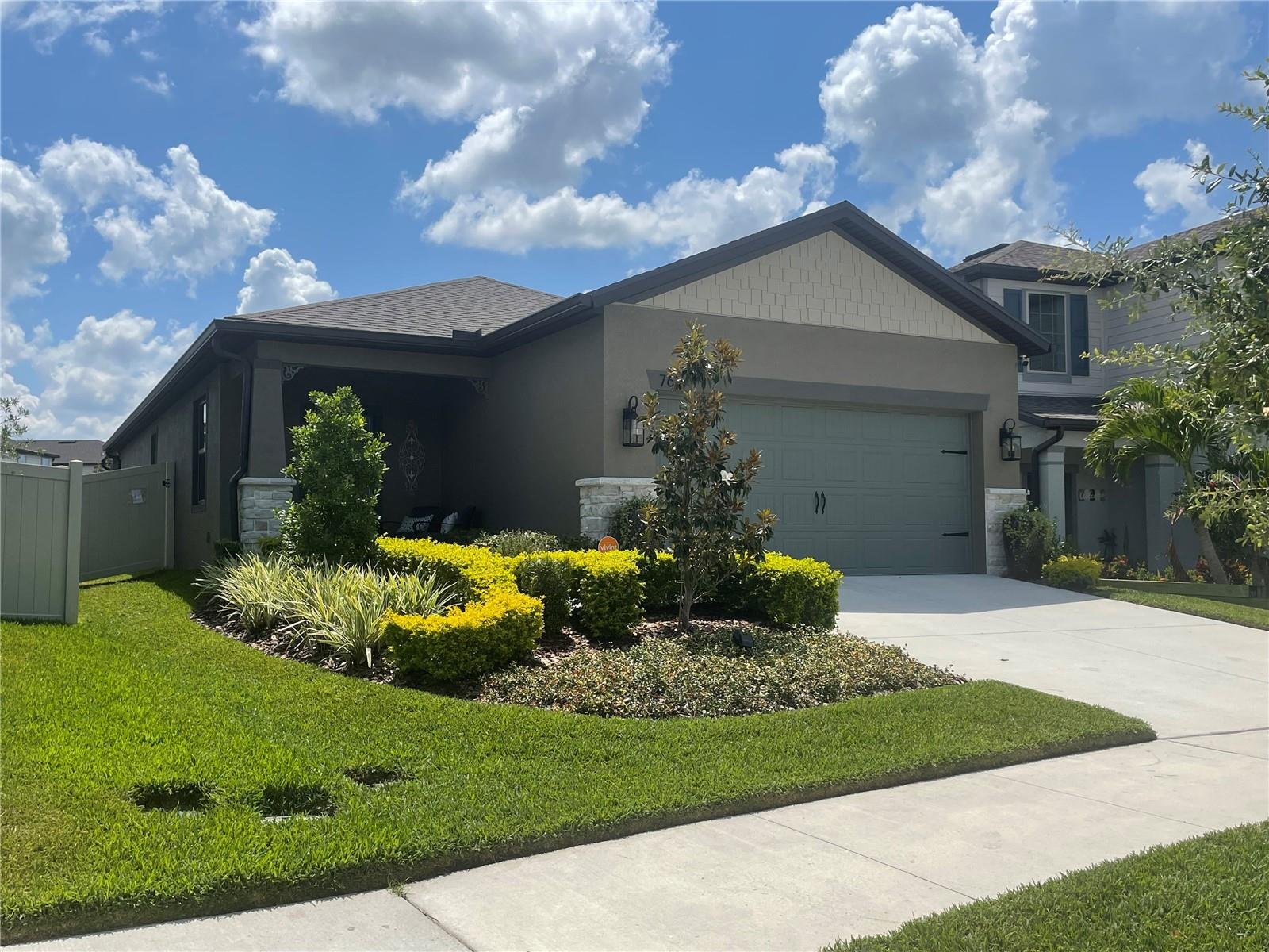 7616 Yale Harbor Drive