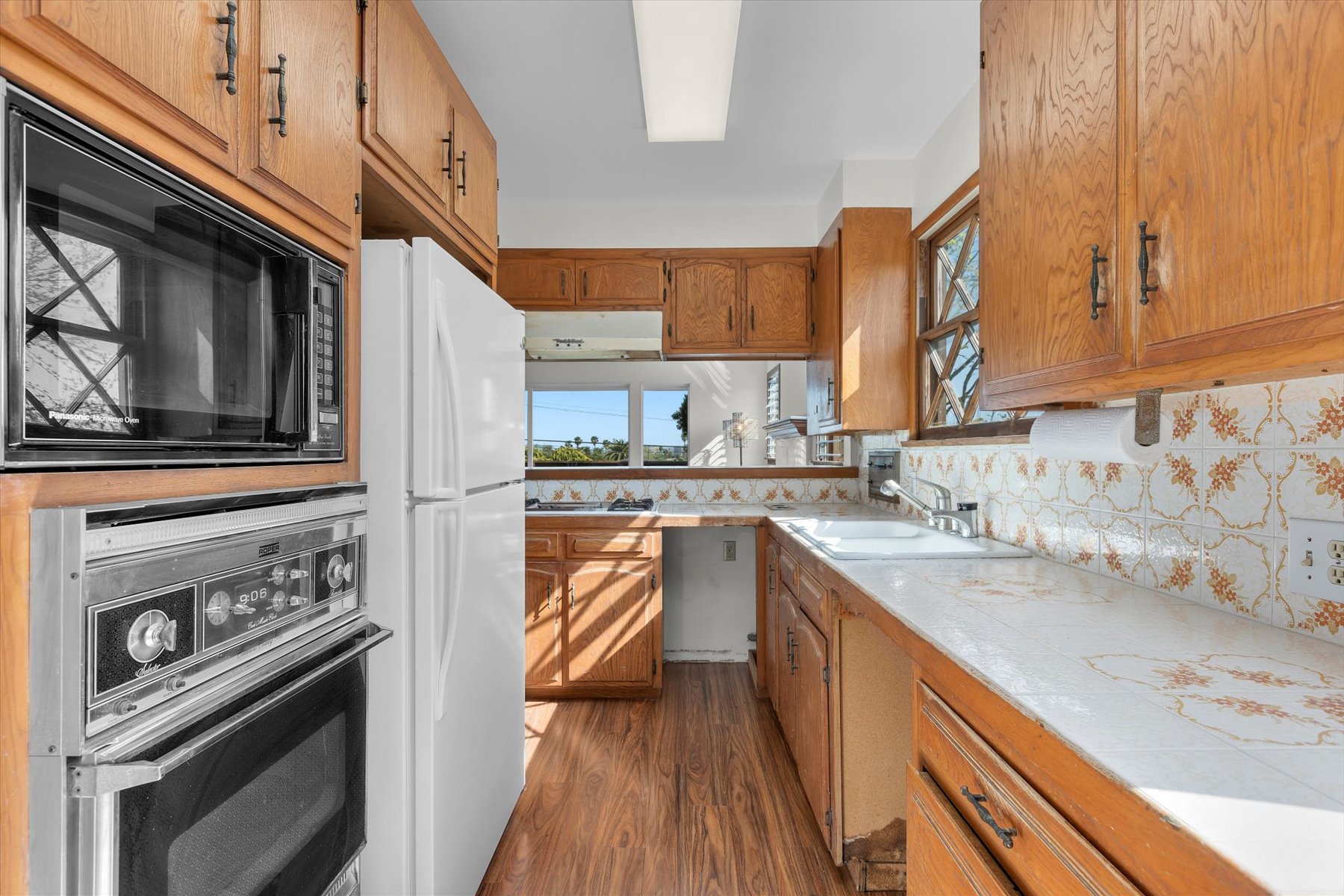 711 Pier Ave, Ocean Park