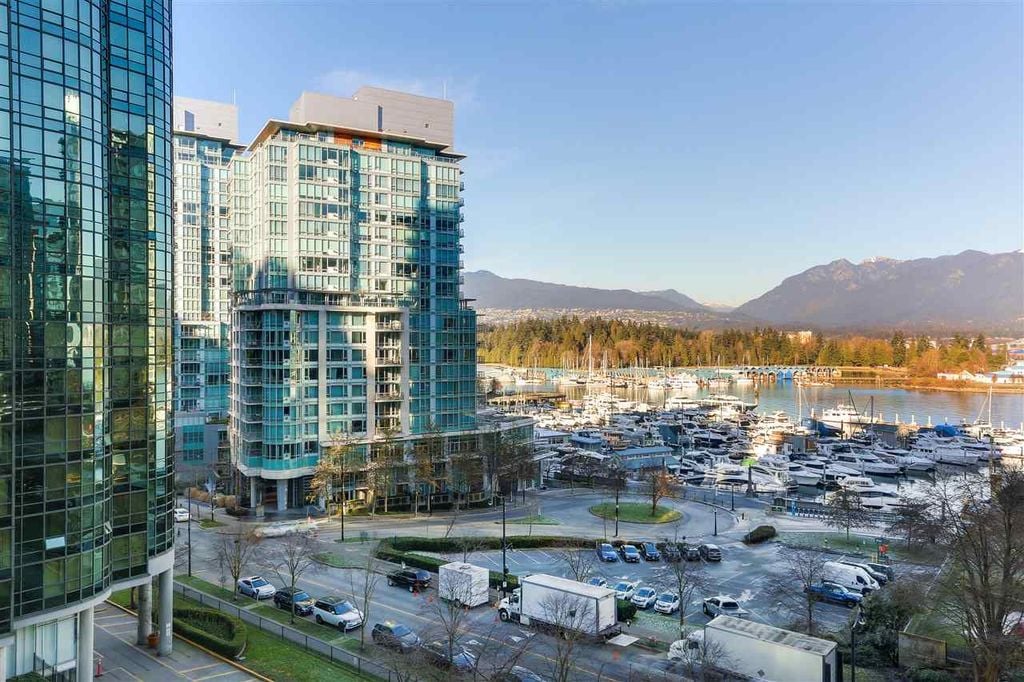 555 Jervis St, #705
