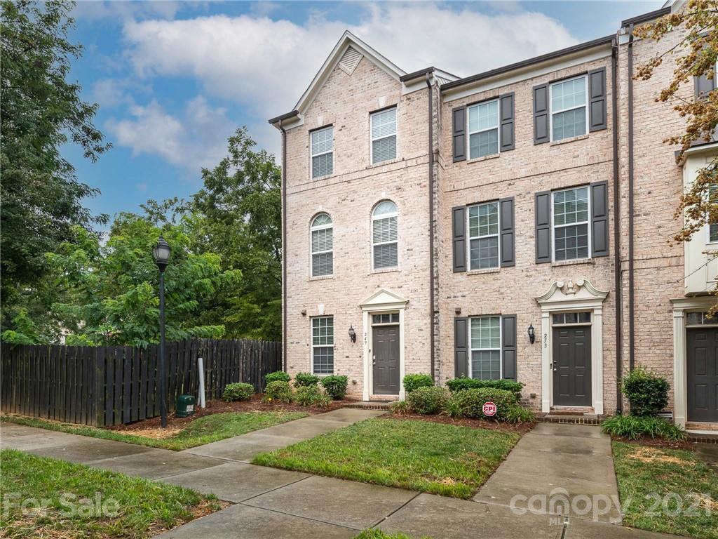 249 Irwin Ave