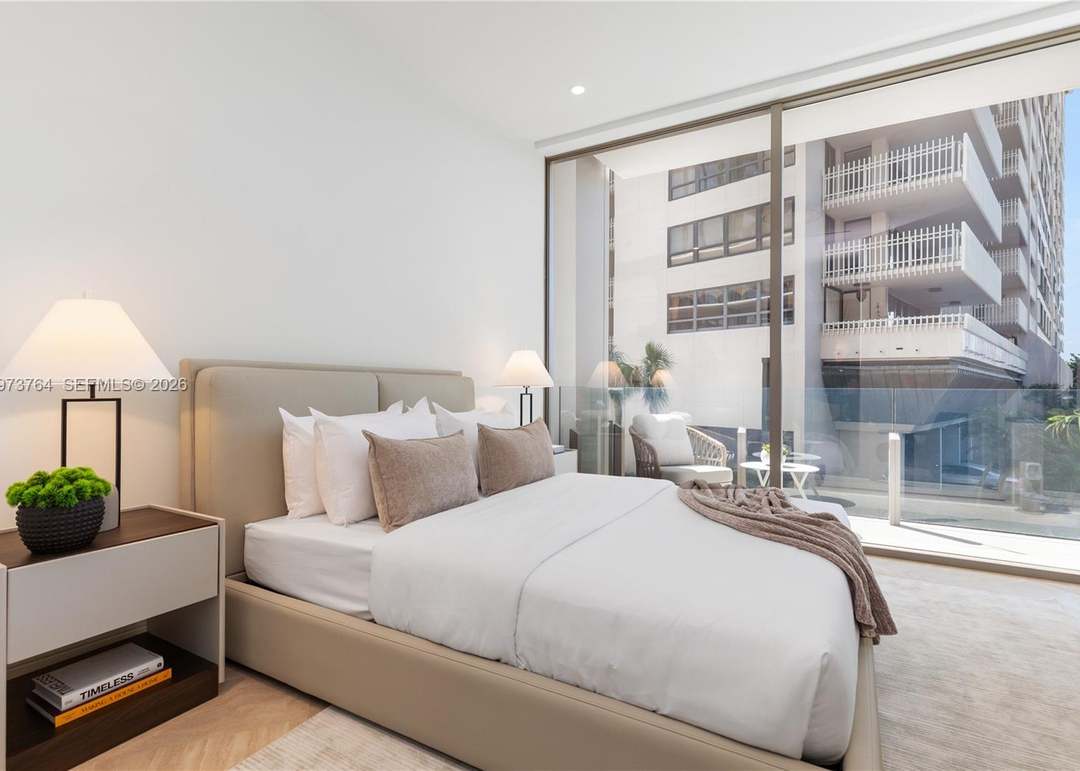 5 Grove Isle Dr Unit S201