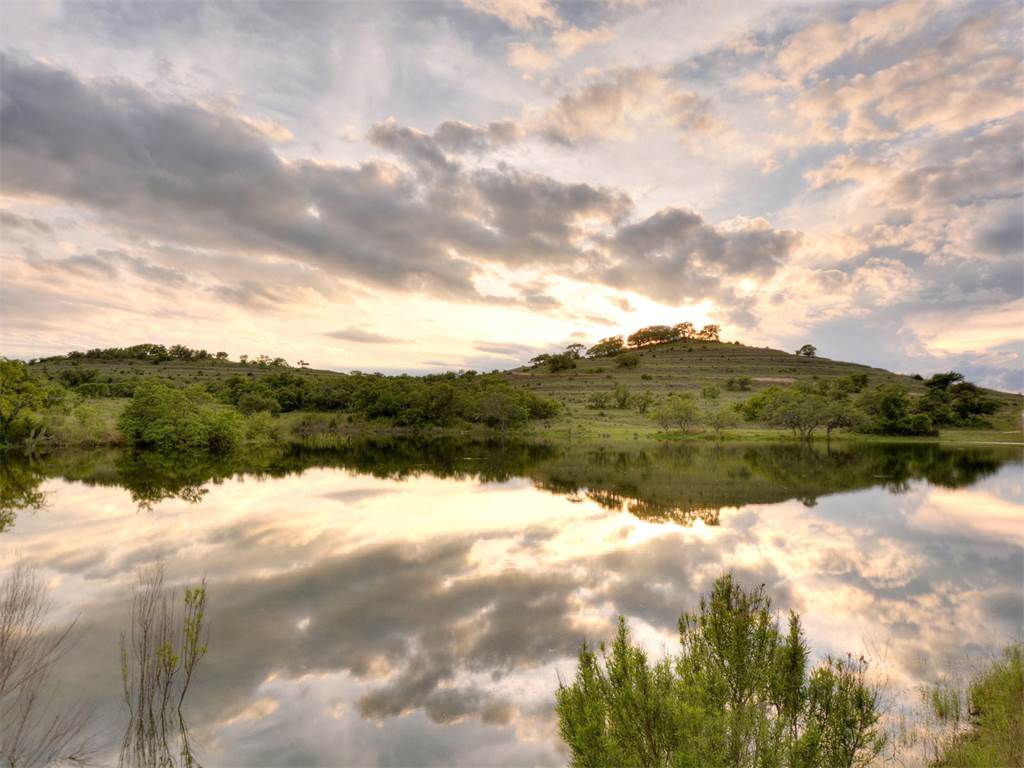 1934 N Walnut Springs Rd