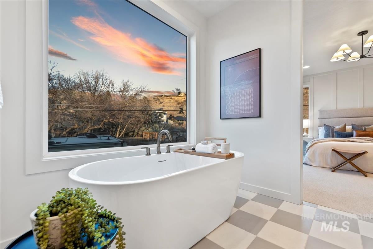 Contemporary Home With Foothills Views in Boise