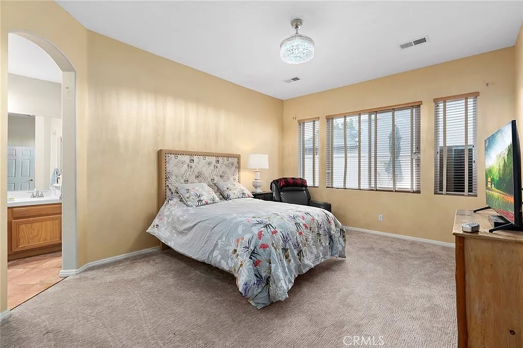 37724 Amber Ln