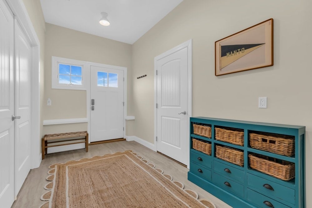 #1019 Great Location just off of East Avenue