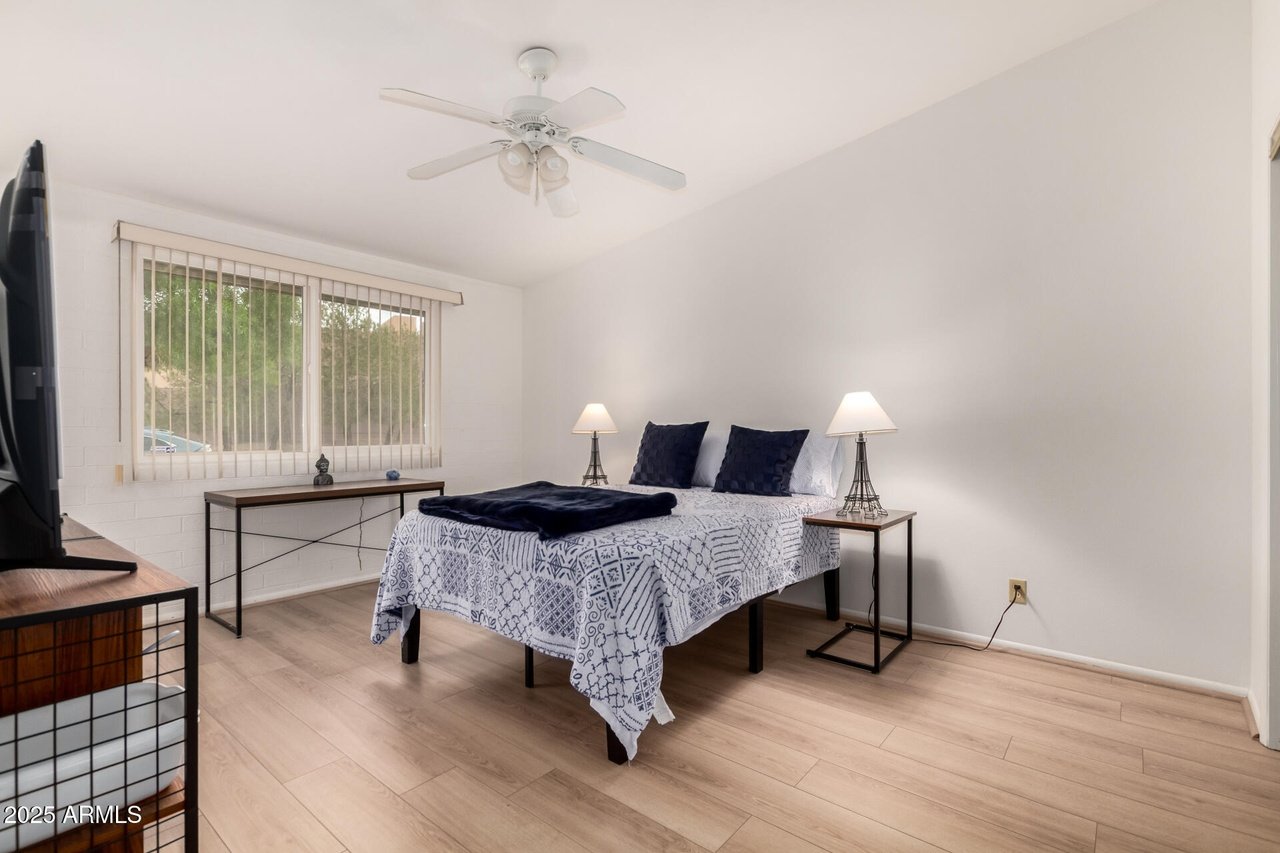 10641 W Oakmont Drive