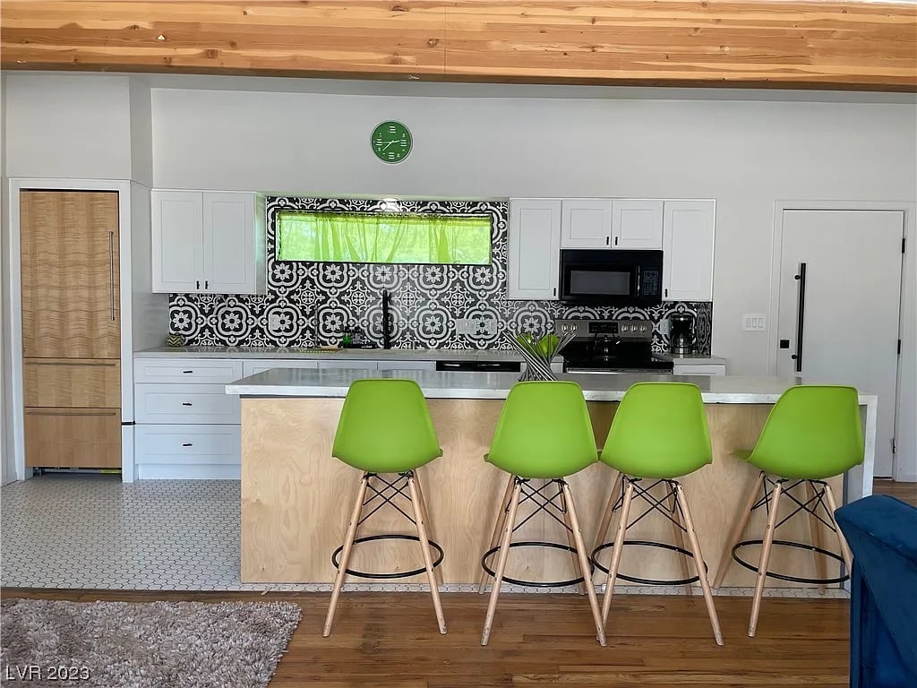 2210 Santa Clara Dr