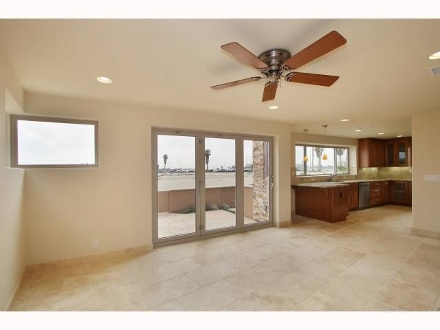 3528 Bayside walk #1