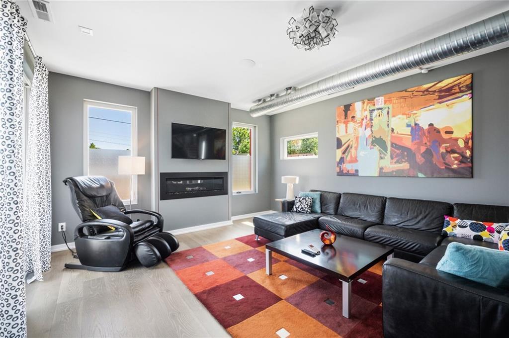1405 English Ave
