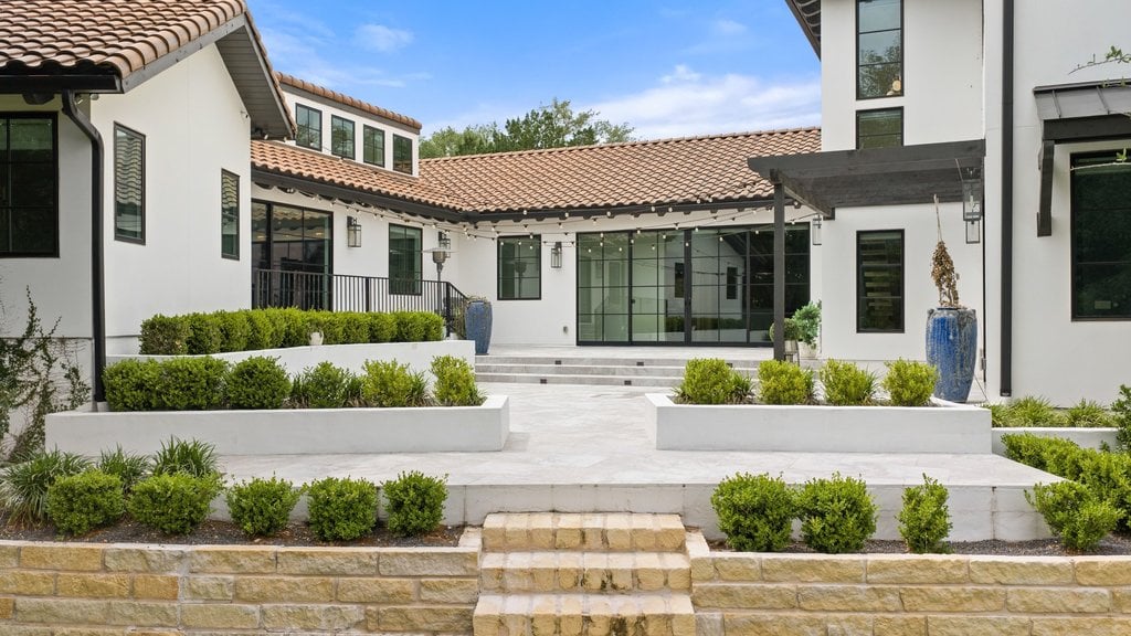 Legacy Home in the Hills