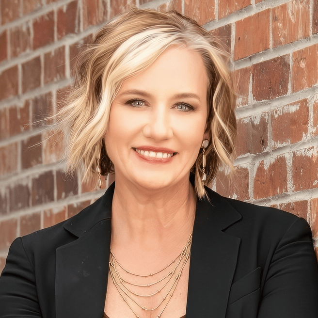 Christy Watson Lafayette, CO Real Estate Agent Headshot